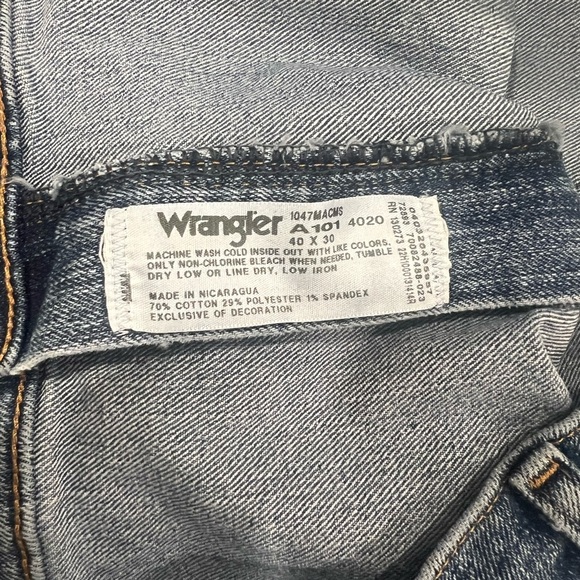 Men's Wrangler Straight Leg Blue Jeans Size 40x30 - Picture 3 of 6